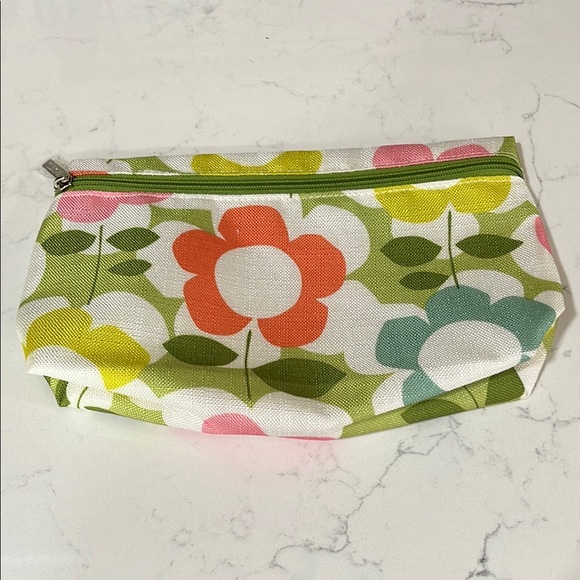Super Cute Clinique Floral and Blue Lancome Cosmetic Bags New Never Used - Picture 3 of 12